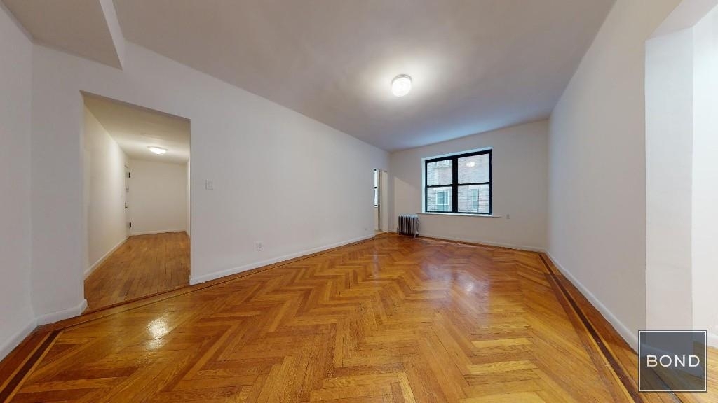 35 Hamilton Place - Photo 0