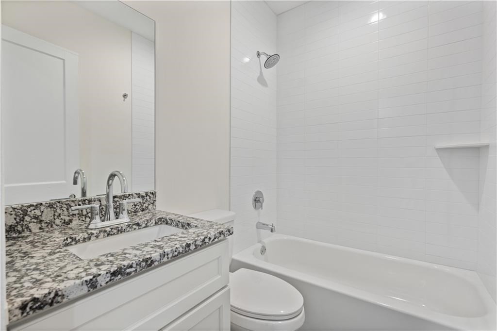 647 Lawton Street Sw # 6 - Photo 7