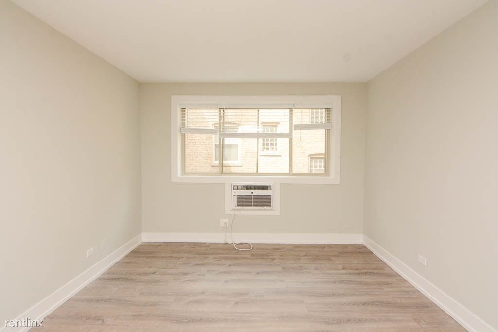 530 W. Surf, Unit 913 - Photo 6