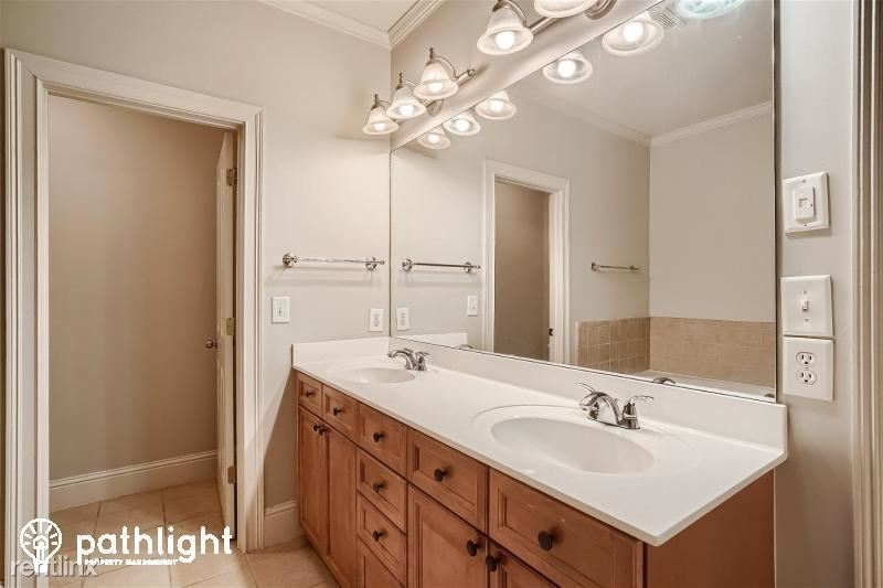 5222 Venetian Ln Unit - Photo 14