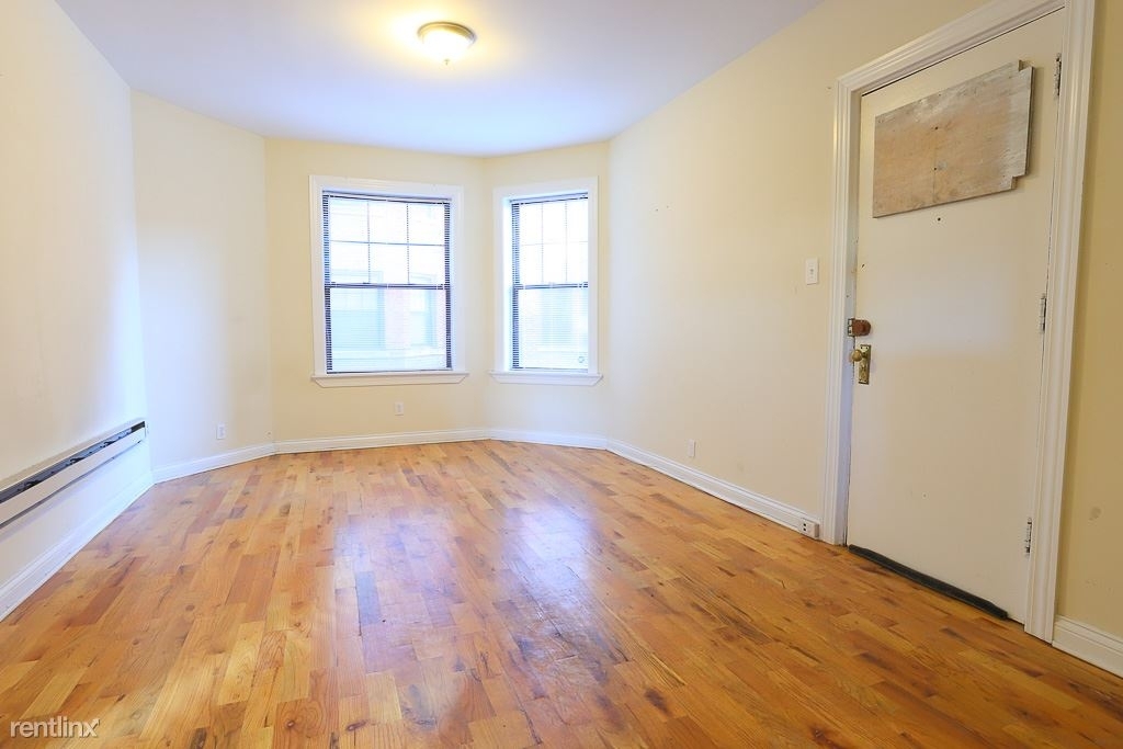 4415 N. Wolcott, Unit B-4 - Photo 4