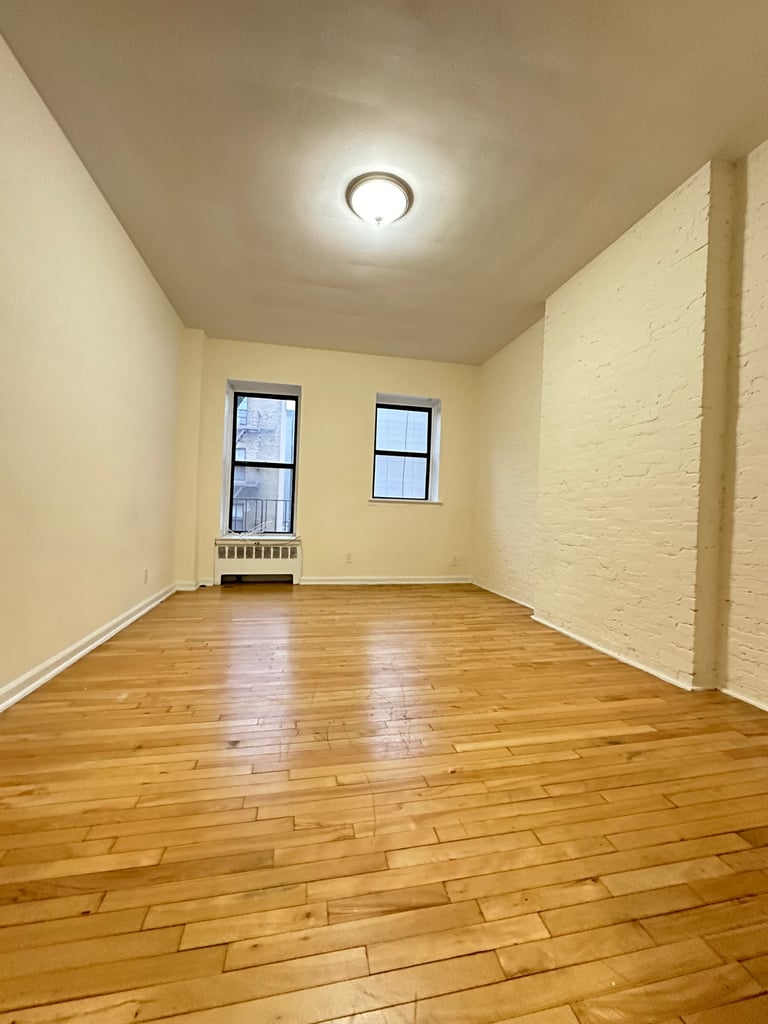 434 East 89th Street - Photo 2