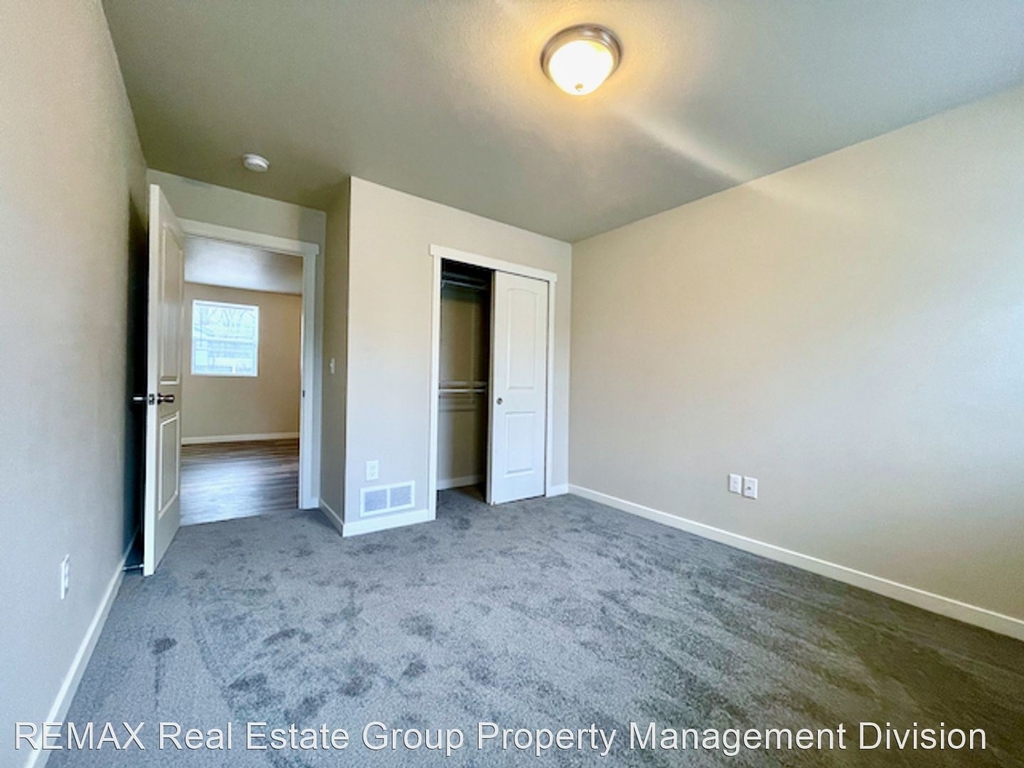 2101 E. Willamette Ave - Photo 16