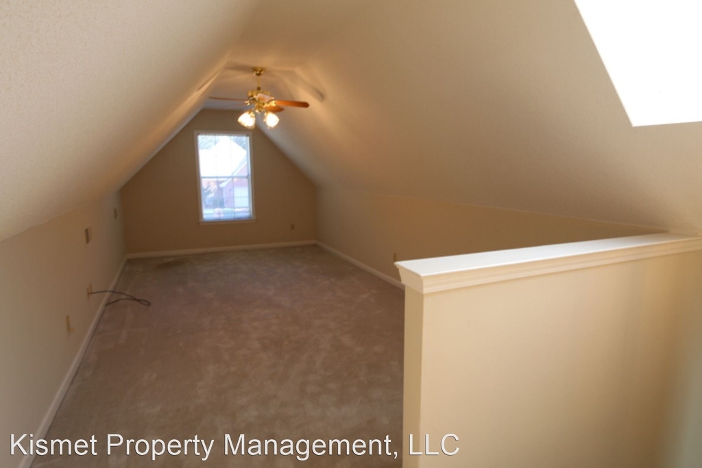 1085 Sugar Lane - Photo 16