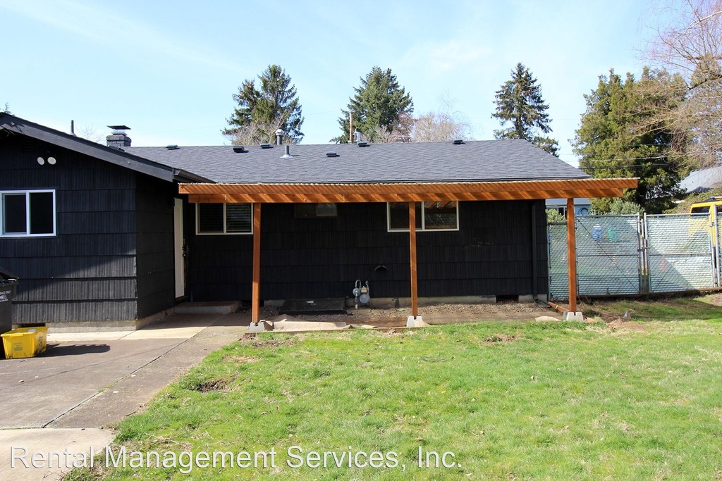 124 Ne 143rd Ave - Photo 21