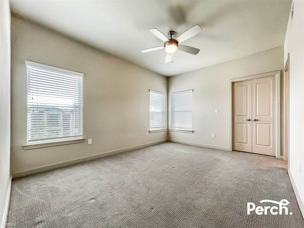 6500 Menchaca Rd - Photo 16