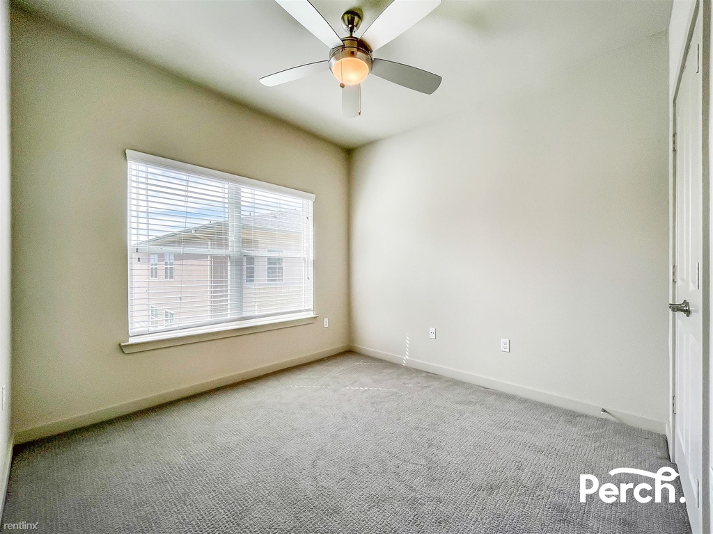 6500 Menchaca Rd - Photo 13