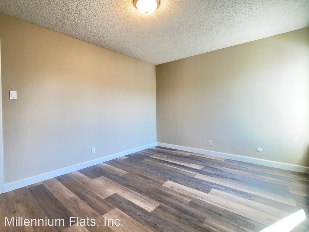 2712 Flores Street - Photo 5