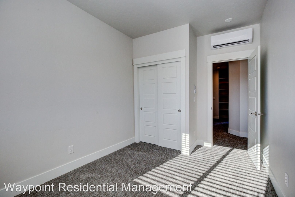 7791 W Crestwood Dr - Photo 28