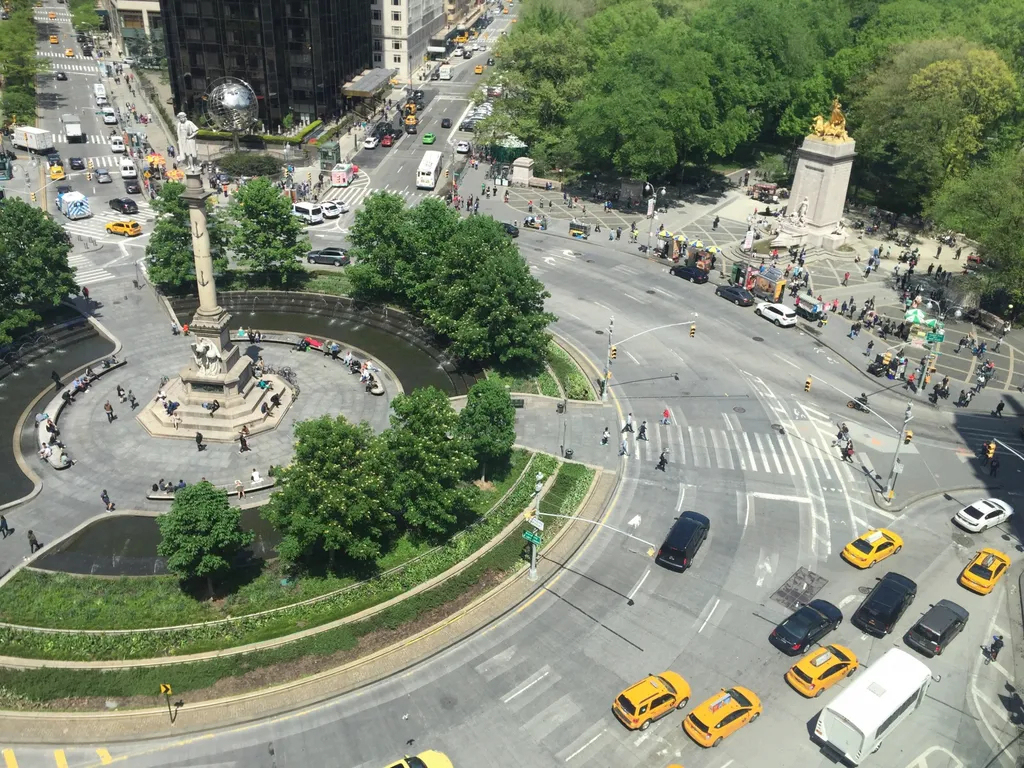 Columbus Circle - Photo 13