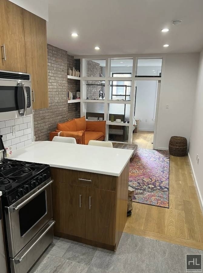 124 Ludlow Street - Photo 3