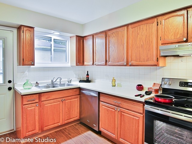 219 E Park Avenue - Photo 3