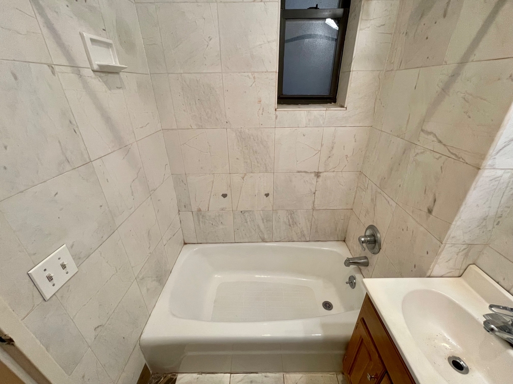 422 East 83rd Street - Photo 15