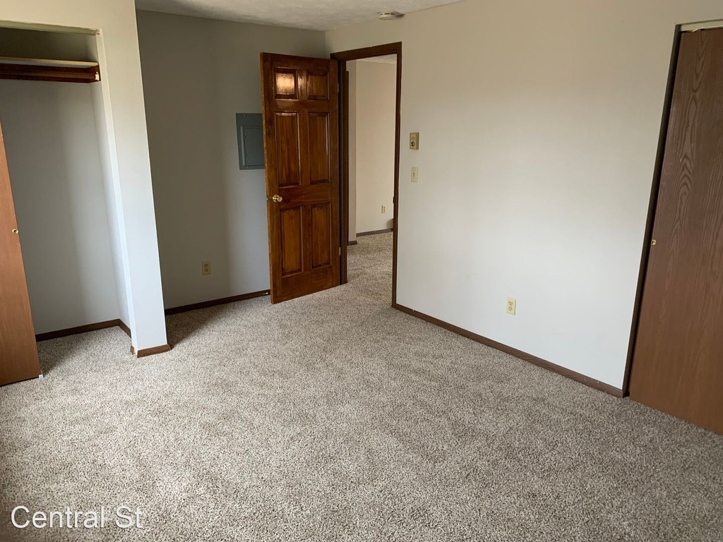 530 Central St. - Photo 6