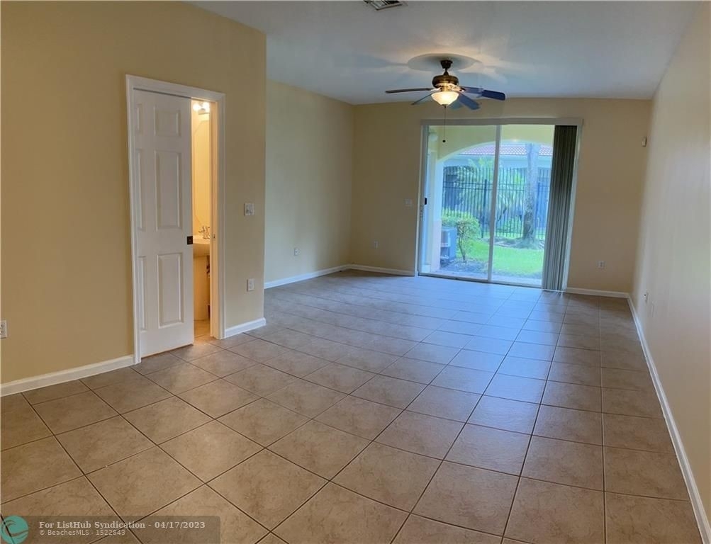 2545 Sw 83rd Ter - Photo 10