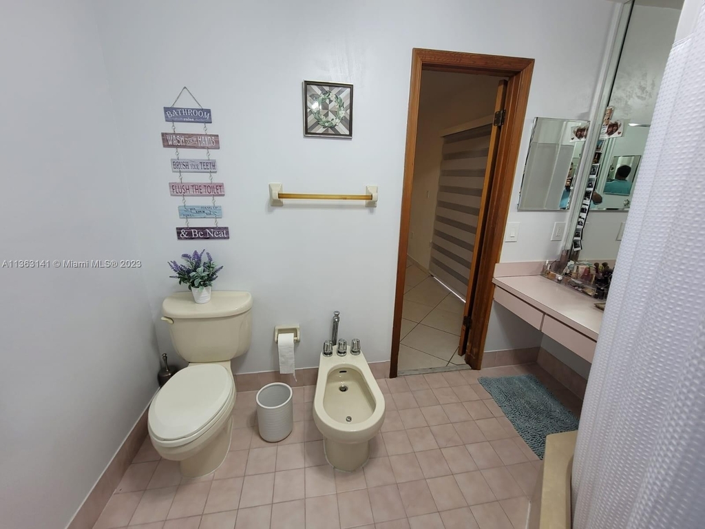 609 Sw 87th Pl - Photo 12