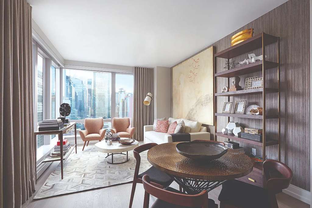West 42 street - Photo 7