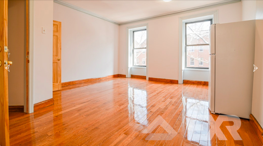 372 Grand street Brooklyn - Photo 2