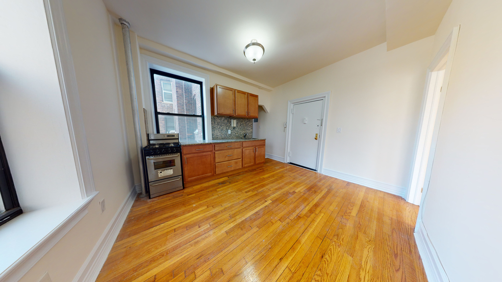 324 West 84th Street - Photo 5