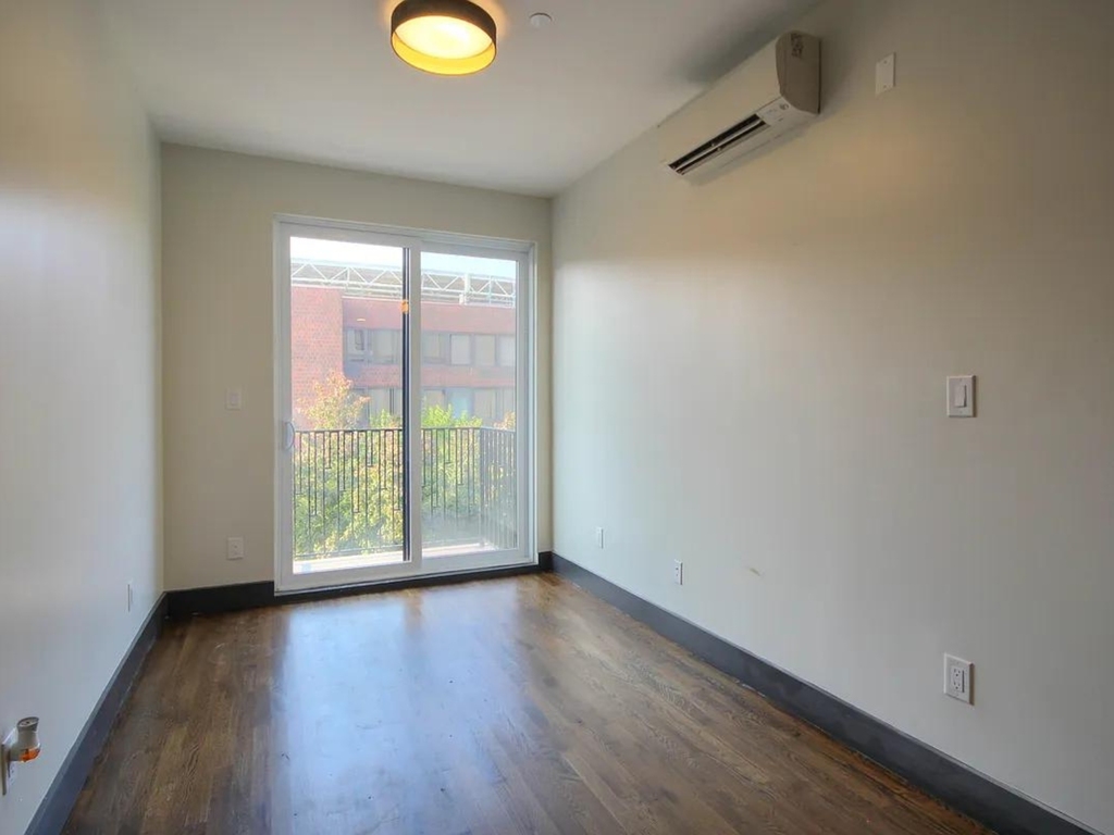 276 Nostrand Avenue - Photo 11