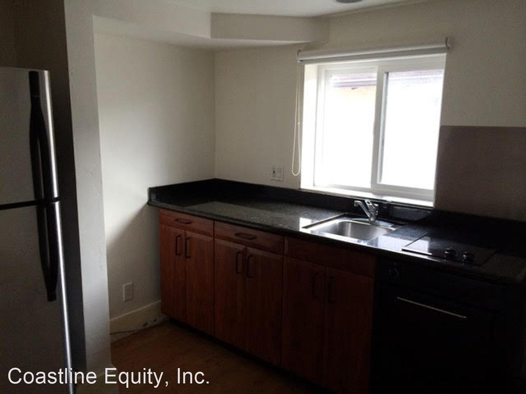 3637 S. Cabrillo Avenue - Photo 5