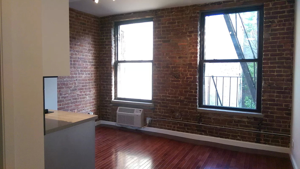 157 Rivington Street - Photo 0