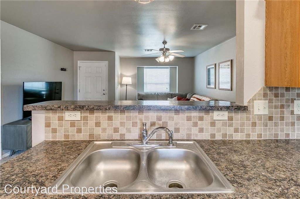 13660 Bradbury Lane, - Photo 17