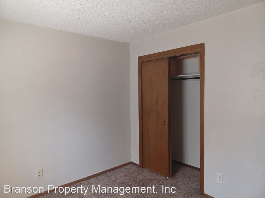 530 N Mccomas - Photo 10