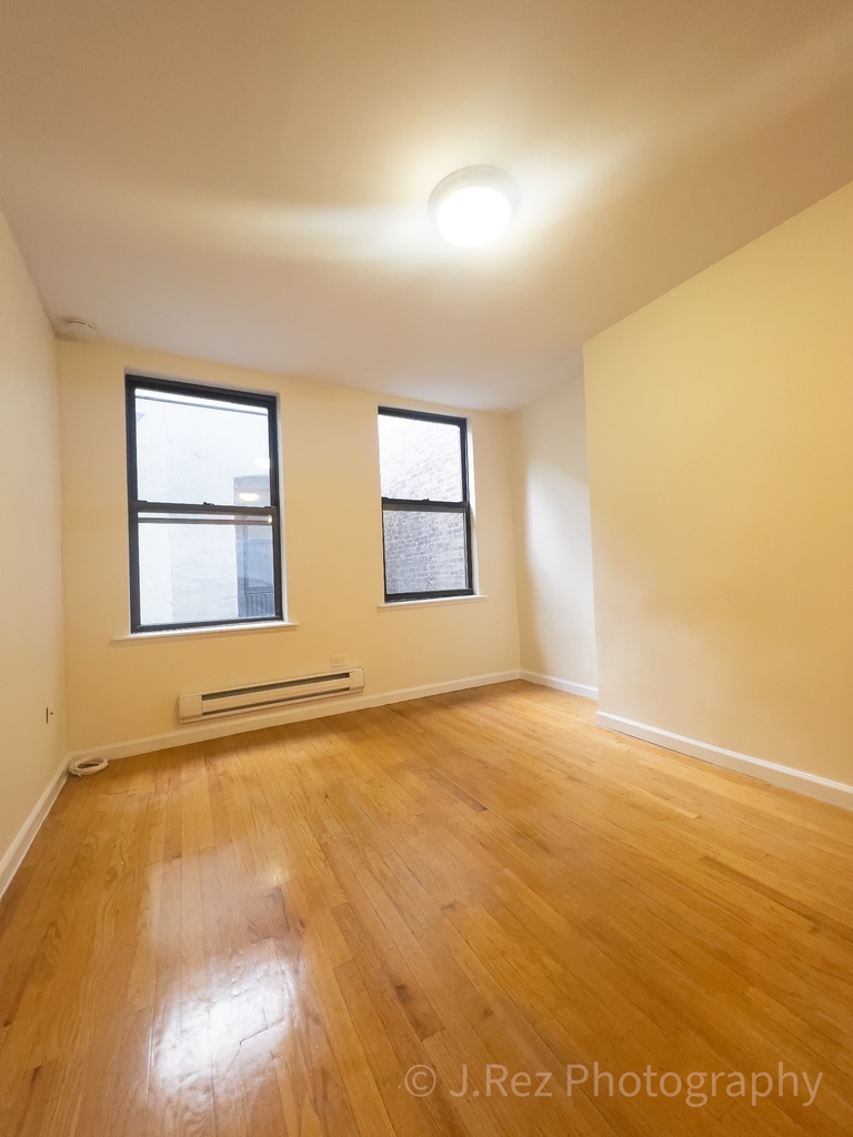 283 Mott Street - Photo 1