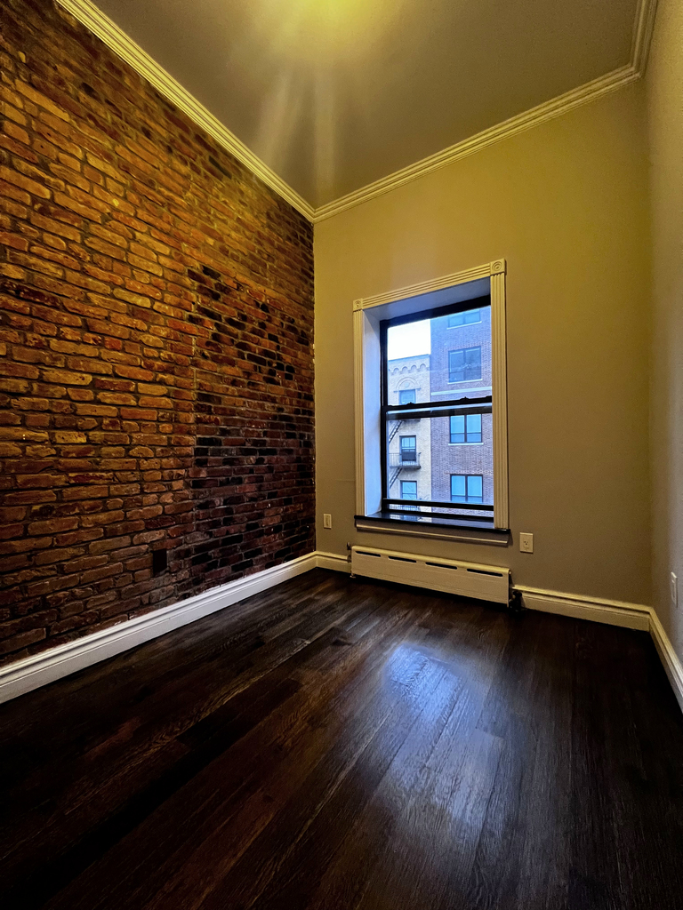 420 West 51st Street - Photo 3