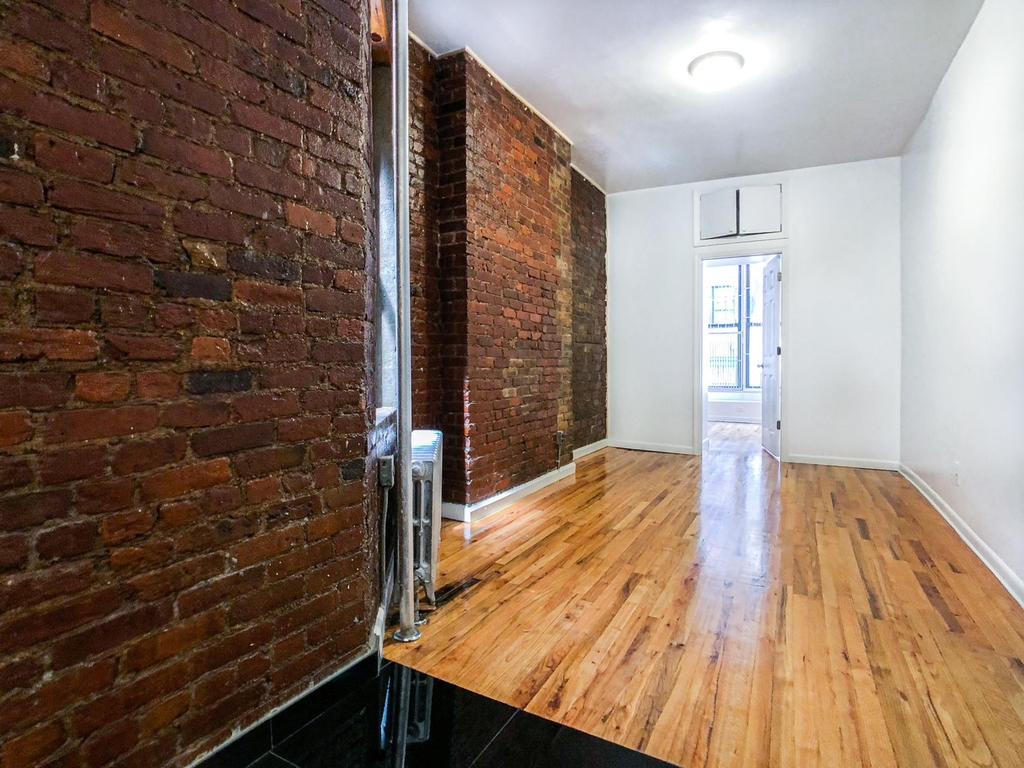 40 Clinton Street - Photo 4