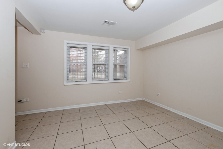 8101 S Coles Avenue - Photo 1