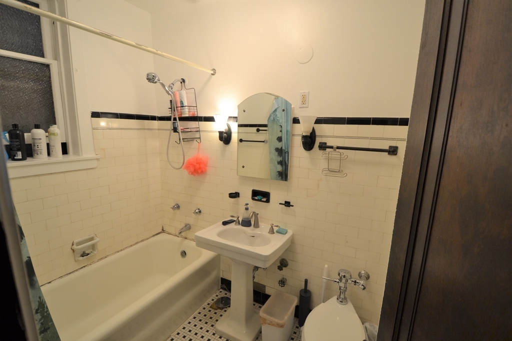 4519 N Wolcott Avenue - Photo 7