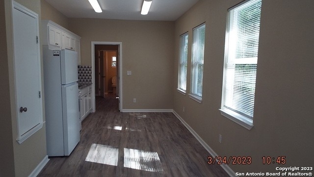 931 W Rosewood Ave - Photo 6