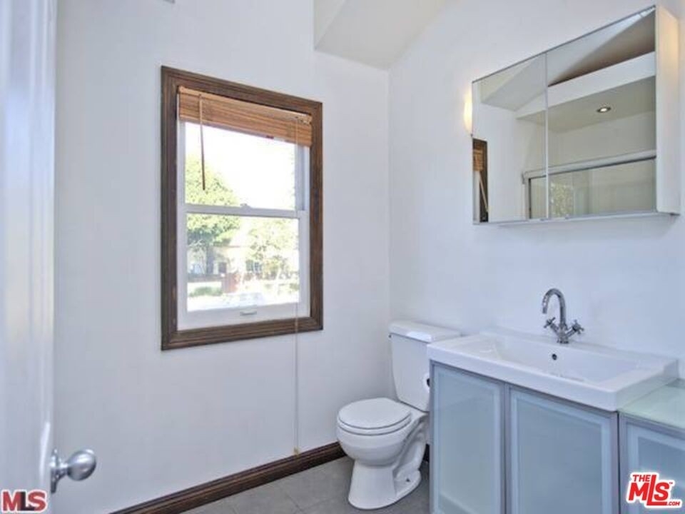 2201 Parnell Ave - Photo 42