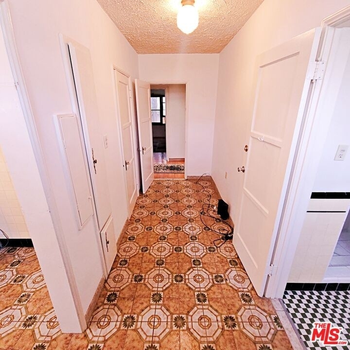 8963 David Ave - Photo 6