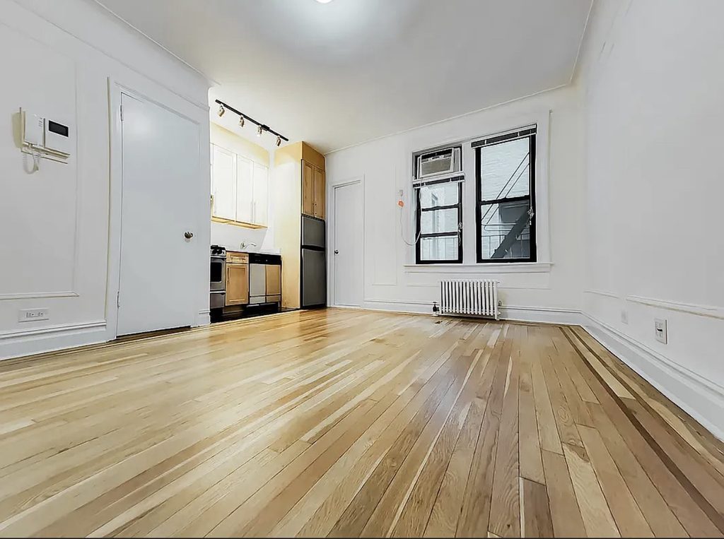 214 East 51st Street - Photo 0