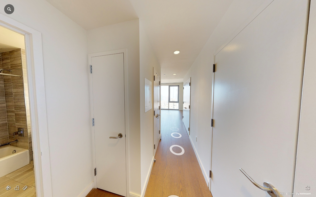 100 West 31st Street - Photo 2