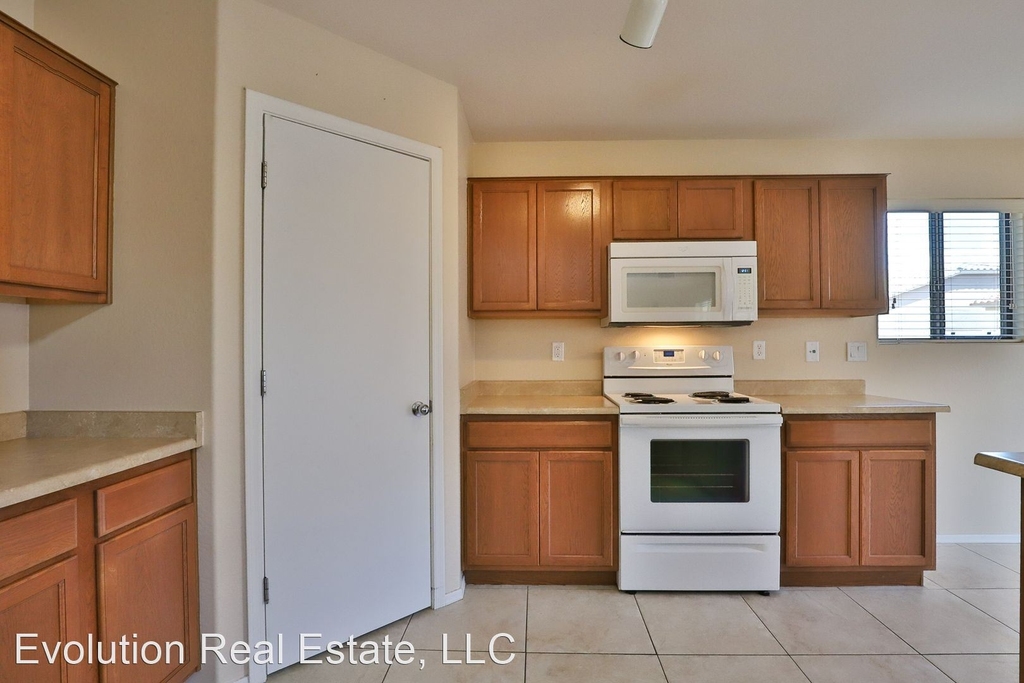 2691 S. Chaparral Rd. - Photo 20