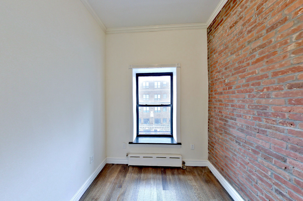 422 West 51st Street, New York, NY 10019 - Photo 3