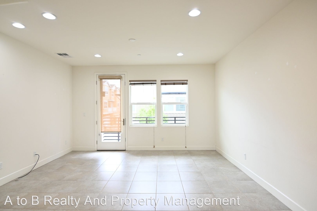 450 E Mission St, #2 - Photo 6