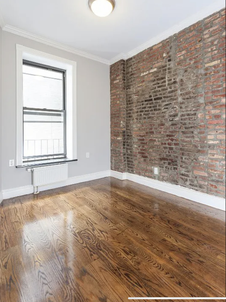 202 East 13th Street - Photo 3