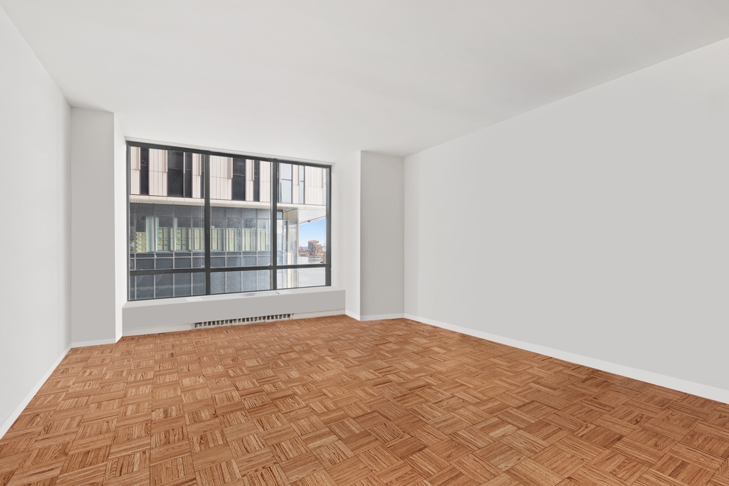 525 East 72nd Street - Photo 5