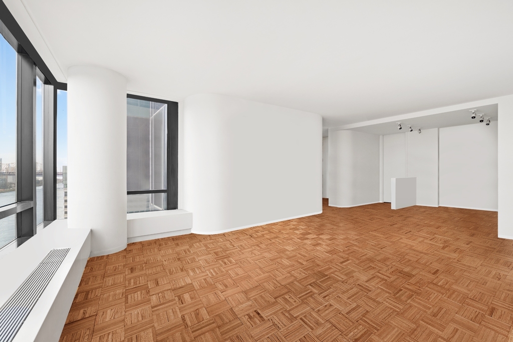 525 East 72nd Street - Photo 2