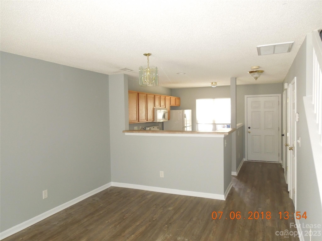 130 Mangum Circle - Photo 1