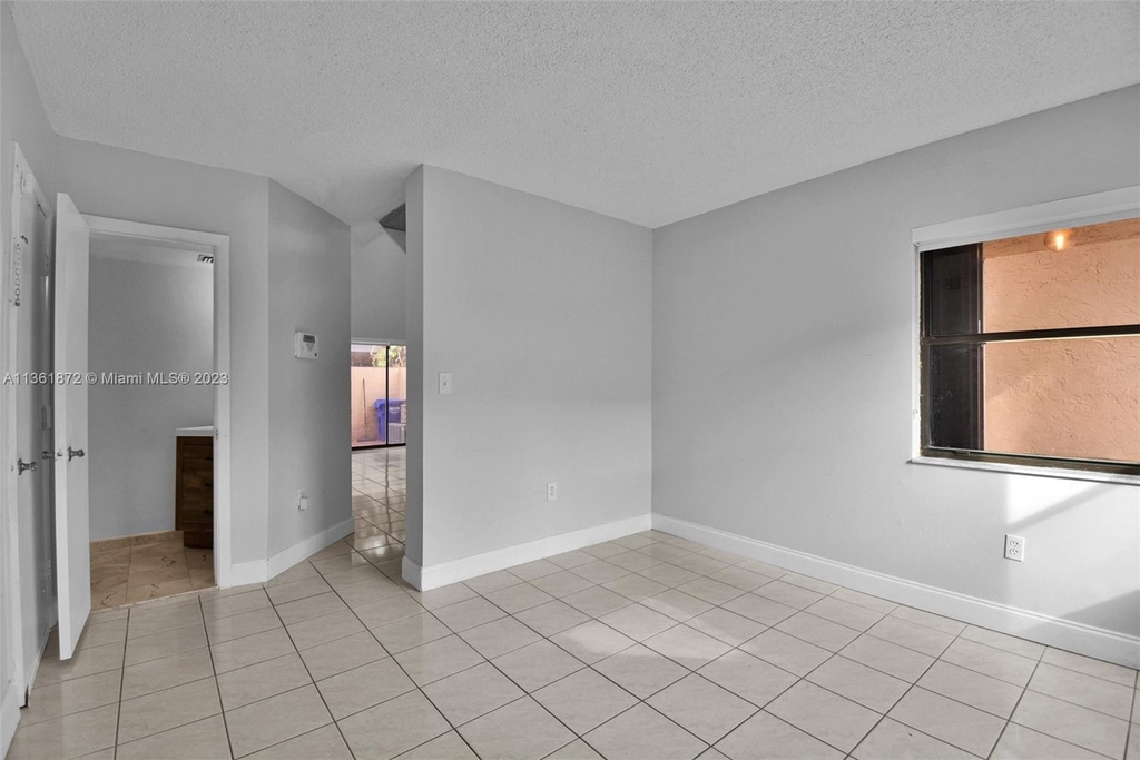 11243 Sw 9th Ct - Photo 43