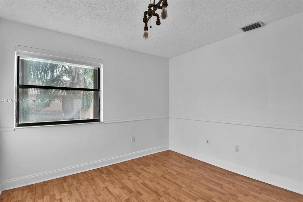 11243 Sw 9th Ct - Photo 35