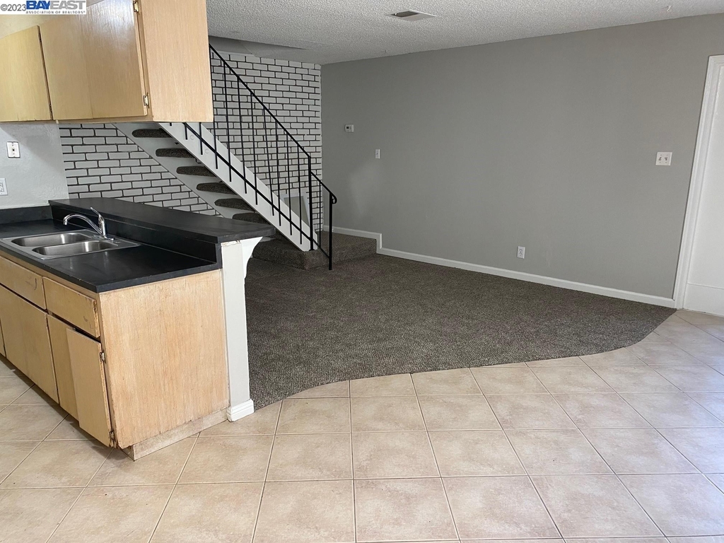 2301 Lemontree Way - Photo 3