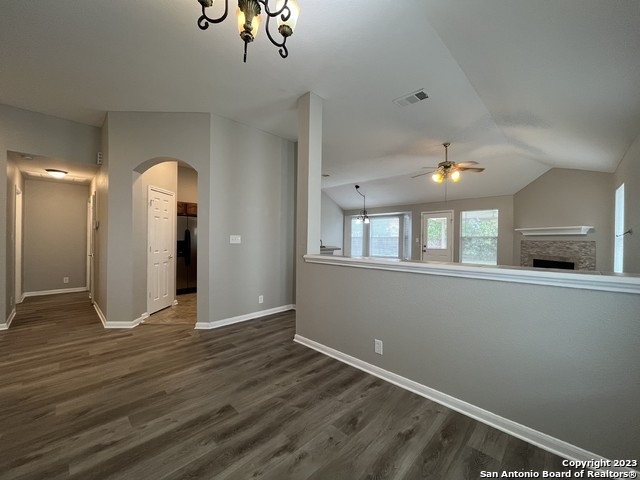 6407 Castle View - Photo 28