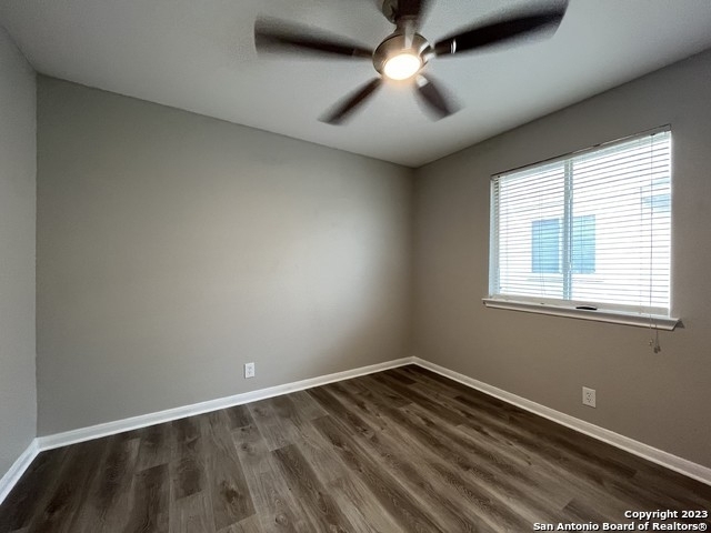 6407 Castle View - Photo 9